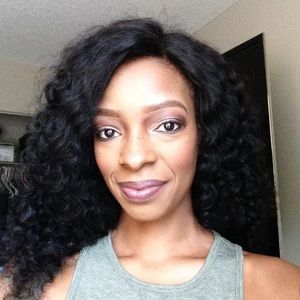 Meet your Posher, Denice